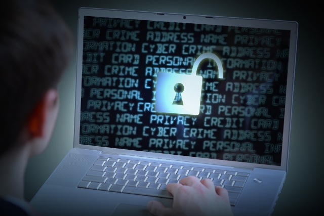 10代のサイバー犯罪増加 目指せ！ホワイトなハッカー